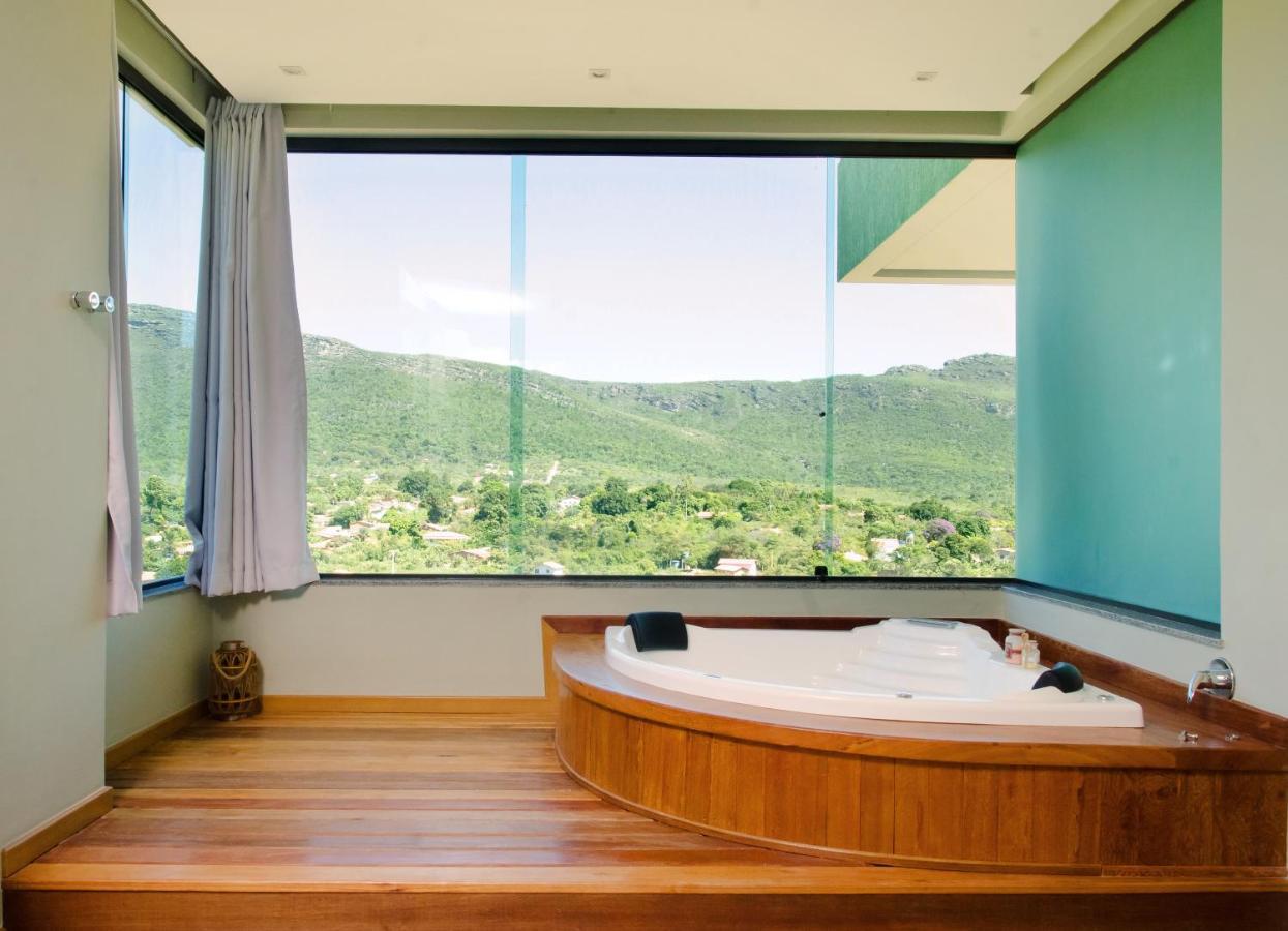 Family Room with Terrace,943230988:JPEG